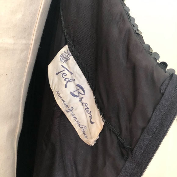 Vintage 1960s Black Sequinned Wiggle Dress - Picture 4 of 4